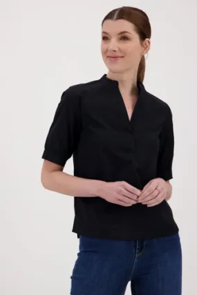 Liberty Island Zwarte blouse met korte mouwen